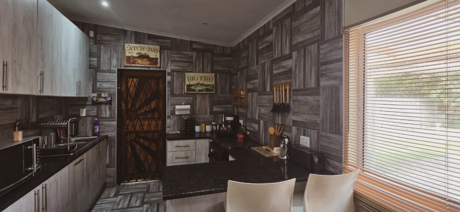 2 Bedroom Property for Sale in Boknesstrand Eastern Cape